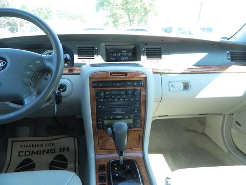 Used 2005 Kia Amanti image 16