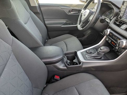 Certified 2021 Toyota RAV4 XLE w/ XLE Grade Weather Package AWD/4WD image 25