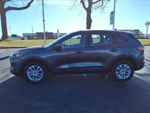 Used 2020 Ford Escape S image 4