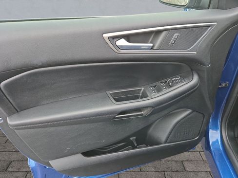 Certified 2022 Ford Edge SEL w/ Convenience Package image 10