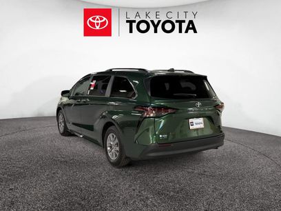 New 2026 Toyota Sienna XLE