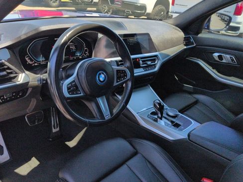 Used 2022 BMW 330e w/ M Sport Package RWD image 13