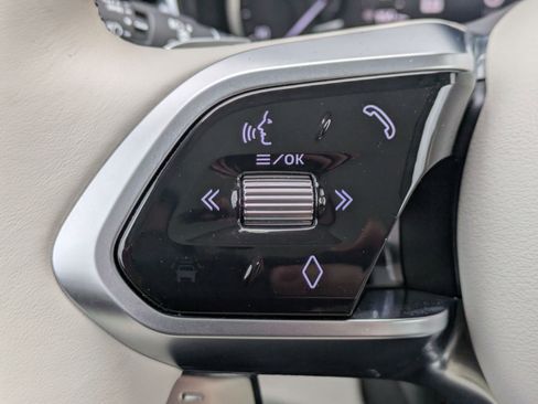 Used 2023 Jaguar F-PACE S image 16