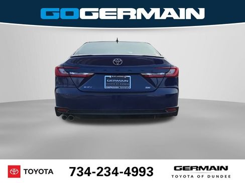 New 2026 Toyota Camry SE image 9