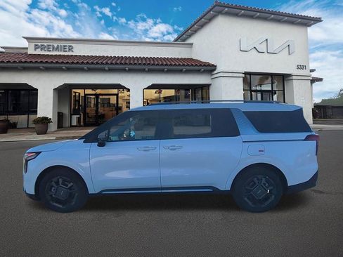 New 2026 Kia Carnival SX FWD image 5