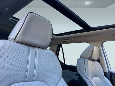 Used 2023 Honda Pilot Elite image 15