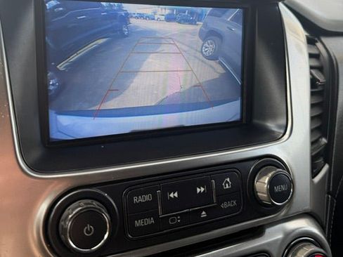 Used 2020 Chevrolet Tahoe LS RWD image 13