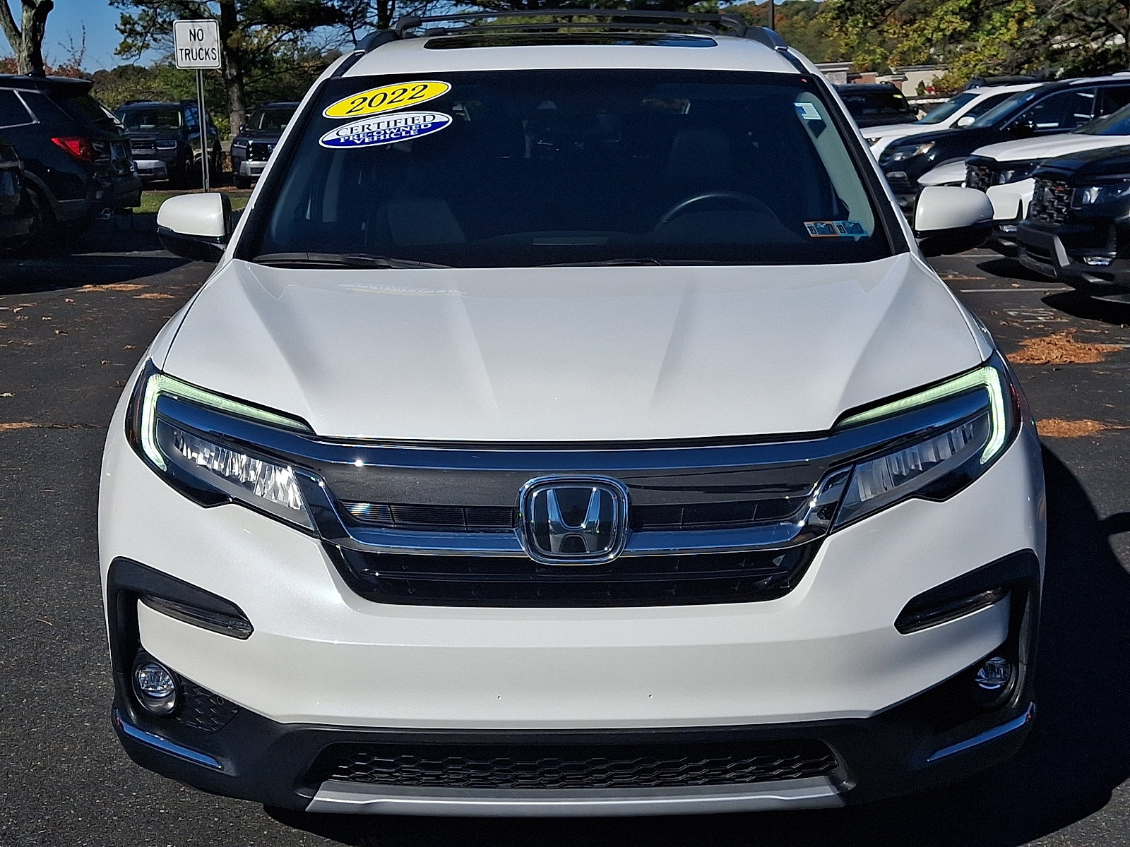 Certified 2022 Honda Pilot Touring image 2