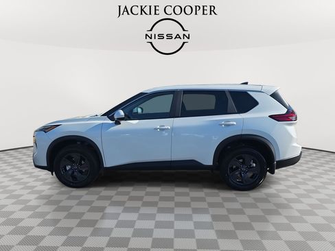 New 2026 Nissan Rogue SV w/ Cold Weather Package image 8