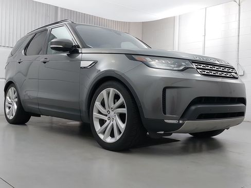 Used 2019 Land Rover Discovery HSE Luxury AWD/4WD image 9