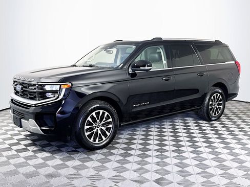 Used 2025 Ford Expedition Max Platinum AWD/4WD image 4