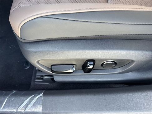 New 2025 Lexus ES 350 w/ Premium Package image 12