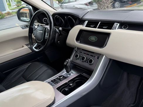 Used 2017 Land Rover Range Rover Sport HSE AWD/4WD image 30