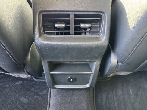 Used 2024 Ford Edge SEL image 27