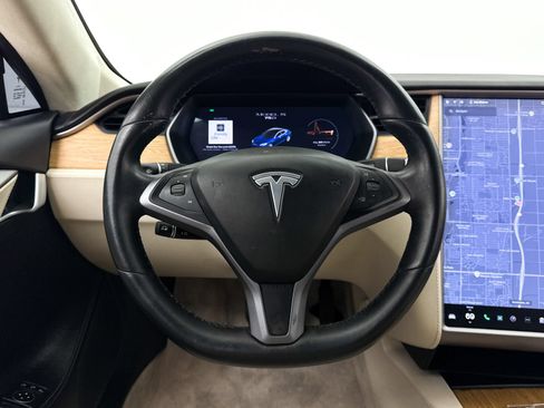 Used 2018 Tesla Model S 75D AWD/4WD image 3