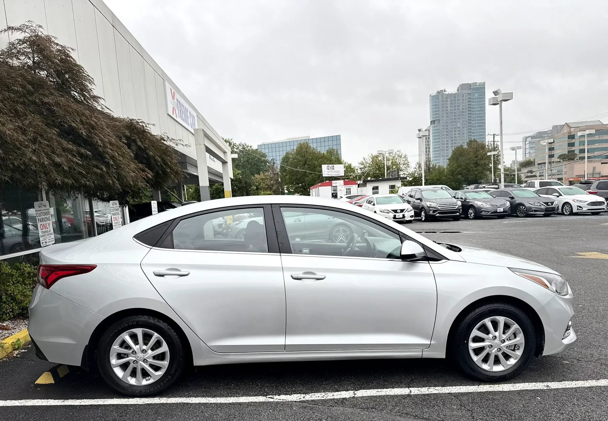 Used 2020 Hyundai Accent SEL FWD image 8