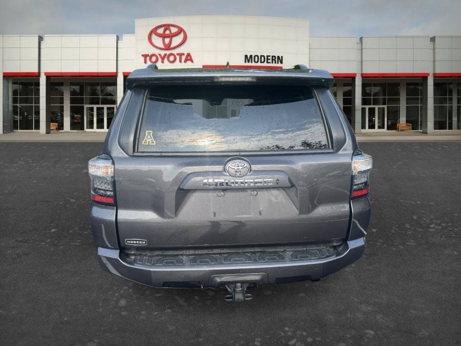 Used 2023 Toyota 4Runner SR5 Premium w/ Moonroof Package RWD image 25