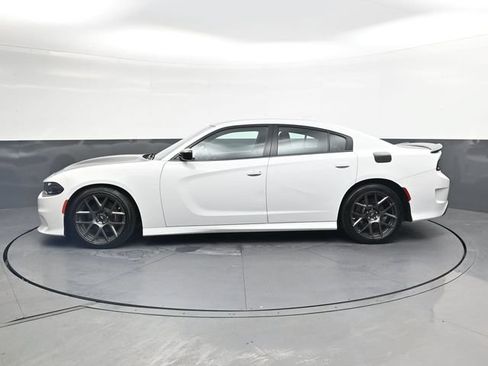 Used 2019 Dodge Charger Scat Pack w/ Plus Group RWD image 8