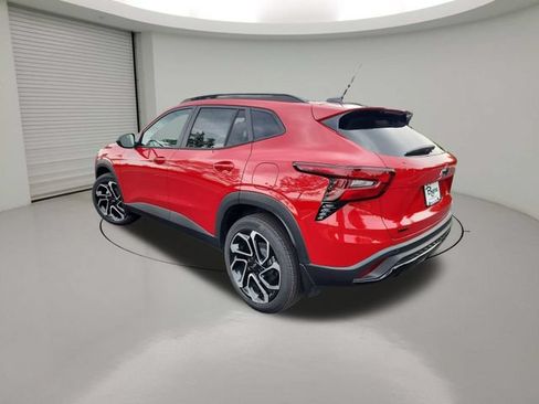 New 2026 Chevrolet Trax RS w/ Driver Confidence Package FWD image 5