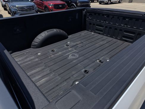 Certified 2021 Ford F250 Lariat w/ Chrome Package AWD/4WD image 8