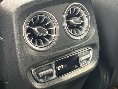 Used 2025 Mercedes-Benz G 63 AMG 4MATIC image 13