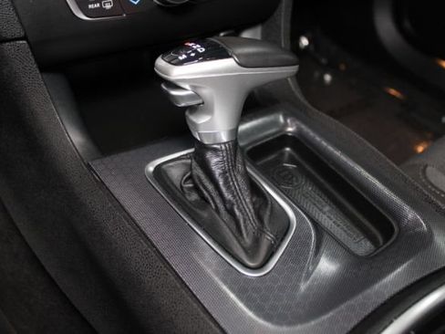 Used 2016 Dodge Charger R/T w/ Driver Confidence Group RWD image 17