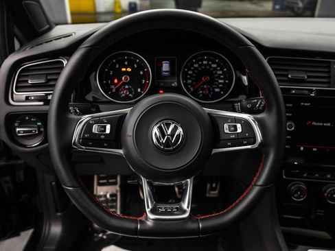 Used 2019 Volkswagen GTI S image 17