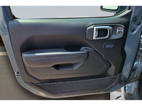Used 2024 Jeep Wrangler Unlimited Sport AWD/4WD image 22