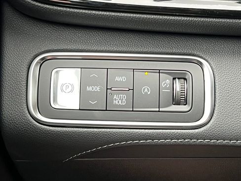 New 2026 Buick Enclave Preferred w/ Power Package image 18