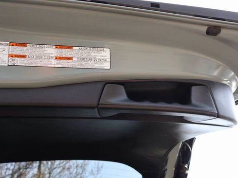 Used 2022 Toyota RAV4 Adventure w/ Convenience Package image 18