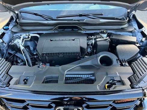 New 2025 Honda Pilot TrailSport image 29