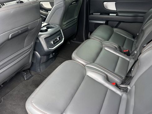 Used 2025 Ford Expedition Max Active image 11