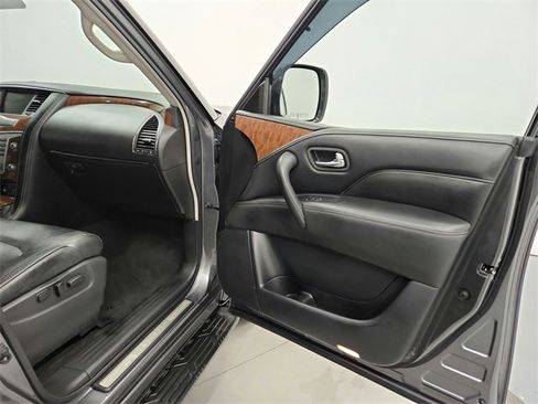 Used 2019 INFINITI QX80 Luxe image 42