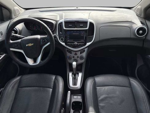 Used 2020 Chevrolet Sonic Premier image 12