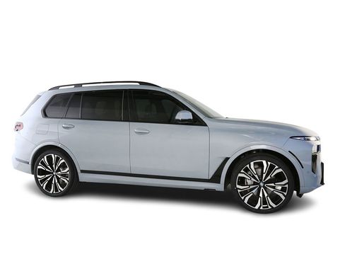 Used 2023 BMW X7 xDrive40i w/ M Sport Package AWD/4WD image 10