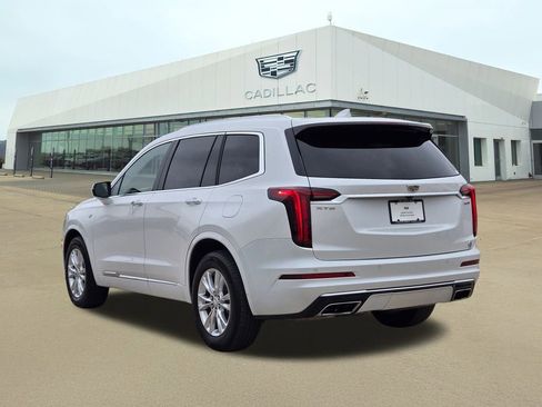 Certified 2024 Cadillac XT6 Luxury w/ LPO, Floor Liner Package image 4