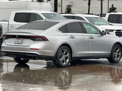 Used 2024 Honda Accord EX image 4