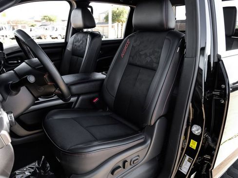 Used 2023 Nissan Titan PRO-4X w/ Off Road Protection Package image 31