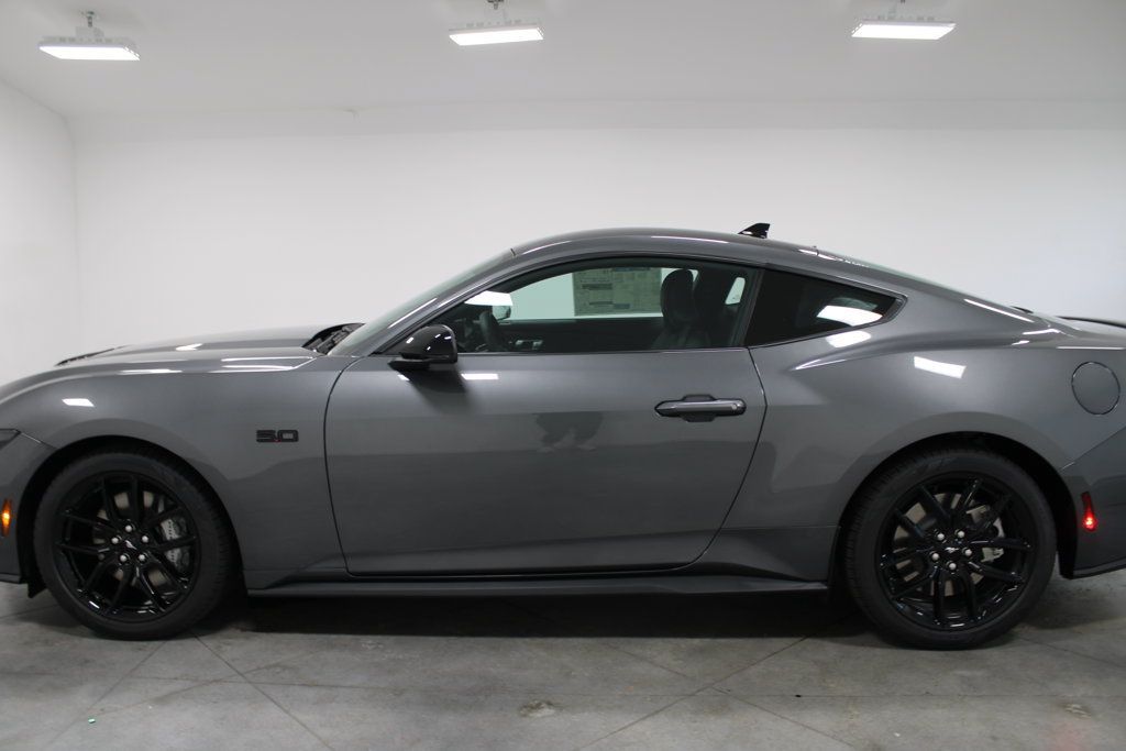 New 2026 Ford Mustang GT Premium RWD image 5