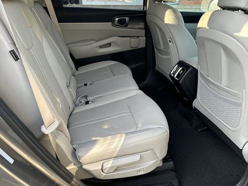 New 2026 Kia Sorento EX AWD/4WD image 16