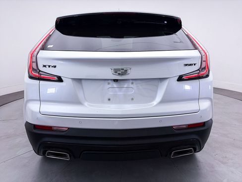 Used 2023 Cadillac XT4 Sport w/ LPO, Onyx Lite Package FWD image 13