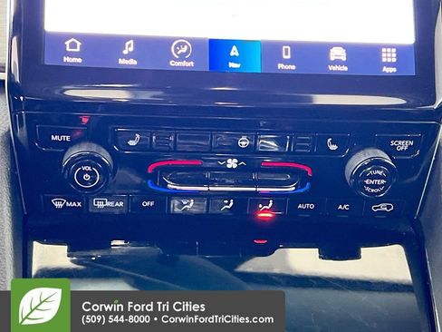 Used 2022 Jeep Grand Cherokee L Limited w/ Trailer Tow Group (B) image 9