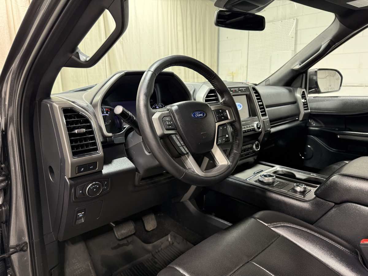Used 2021 Ford Expedition XLT AWD/4WD image 10