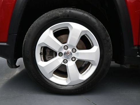 Used 2019 Jeep Compass Latitude w/ Cold Weather Group AWD/4WD image 26