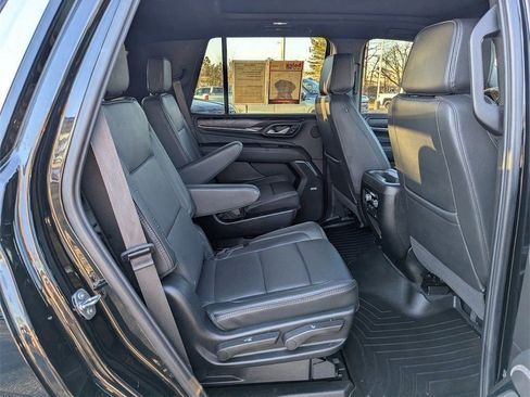 Used 2023 GMC Yukon Denali w/ LPO, Floor Liner Package image 18