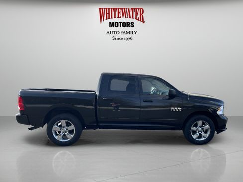 Used 2017 RAM 1500 Express AWD/4WD image 6