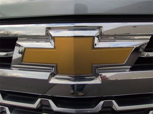 Used 2024 Chevrolet Silverado 1500 LTZ image 31