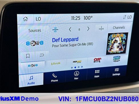 Used 2022 Ford Escape SE w/ SE Sport Appearance Package image 32