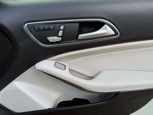 Used 2019 Mercedes-Benz GLA 250 4MATIC image 9