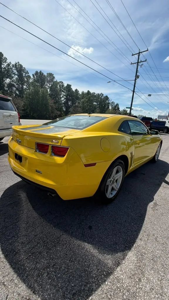 Used 2011 Chevrolet Camaro LT w/ Black Stripe Package RWD image 4